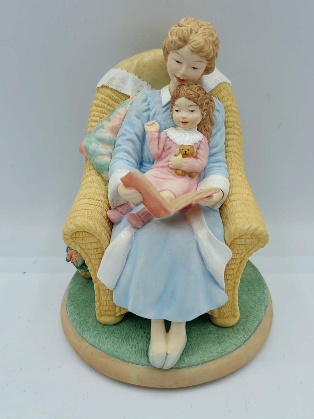 Hallmark Mother and Child Reading Figurine - Blue, Pink, Yellow